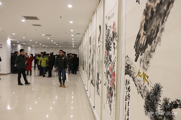 第八届全国“长城杯”书画展亮相涿州