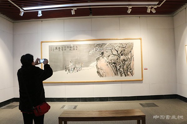 “吴悦石、莫言、杨华山翰墨三人行”展览行至威海